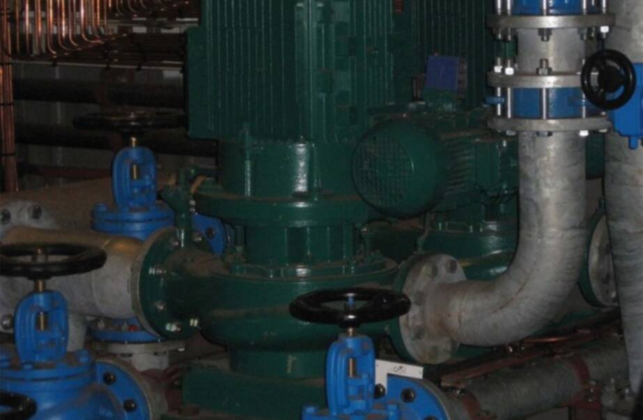 Azcue Pumps in nieuwbouwschip Chemgas 