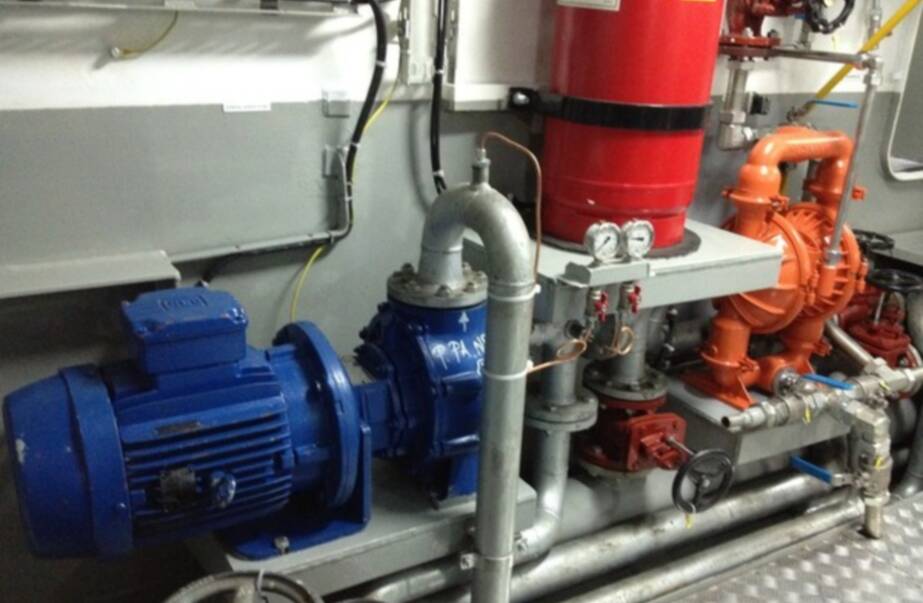 Azcue Pumps en Gefico R.O. unit op Linde-G