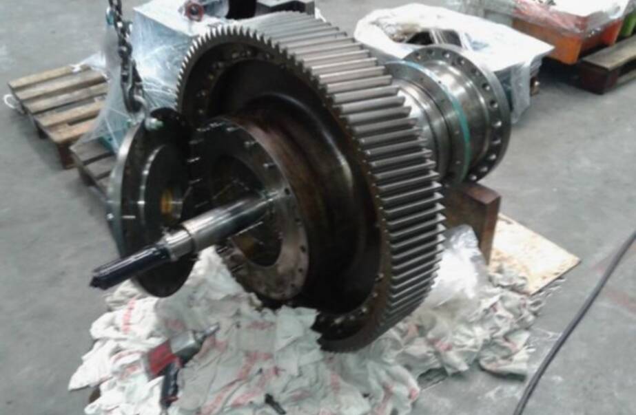 Revisie Mekanord gearbox op het Mv Dhamra