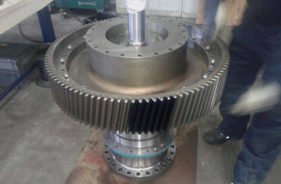 Overhaul Mekanord gearbox Dhamra